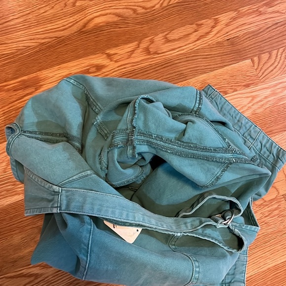 Free People High Roller Turquoise Denim Jumpsuit Size Large NWT - Picture 14 of 14